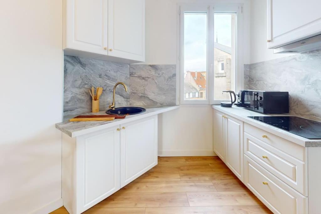 Helsinki, Appartement Atypique Reims Exterior foto